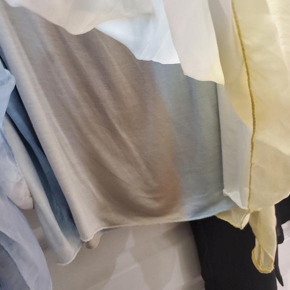 BELLE FRANCE 🇫🇷 100% SILK Cold Shoulder Top M - Picture 5 of 5